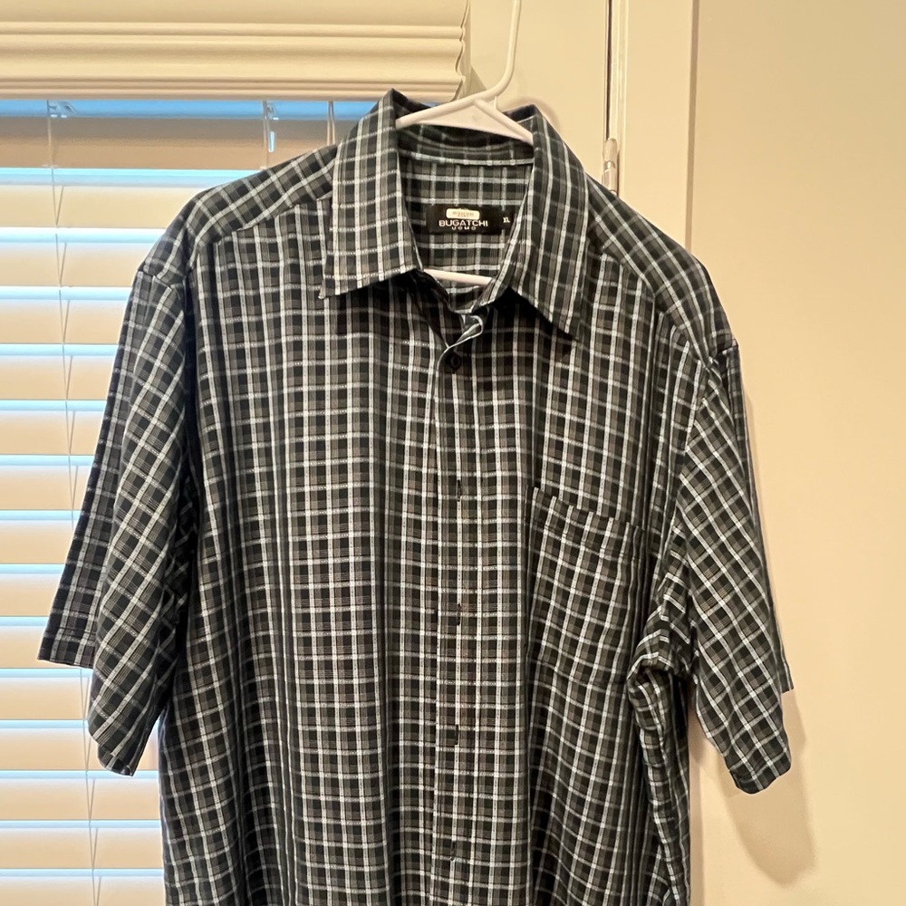 Bugatchi Uomo Short Sleeve Button Down